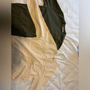 Pair of Long Sleeved Shirts - Uniqlo MEDIUM